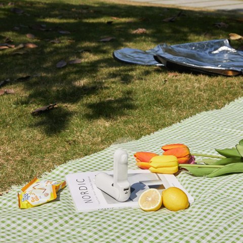 Mini wentylator wiatrak przenośny z funkcją powerbanka latarką USB-A USB-C 2000mAh - biały Jisulife