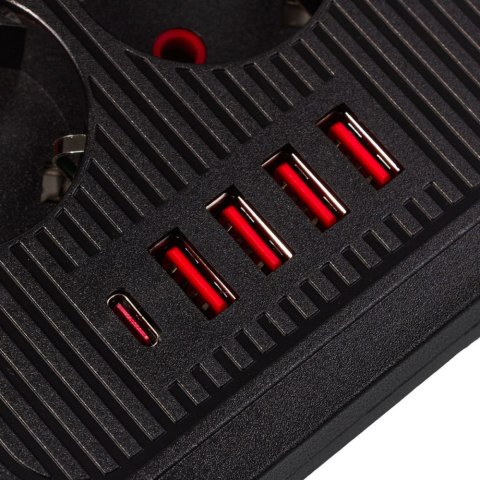 Listwa zasilająca MCE389 B 6 gniazd 4xUSB-A, 1xUSB-C 110-240V AC 50/60Hz, 2.1A max 2500W, czarna Maclean