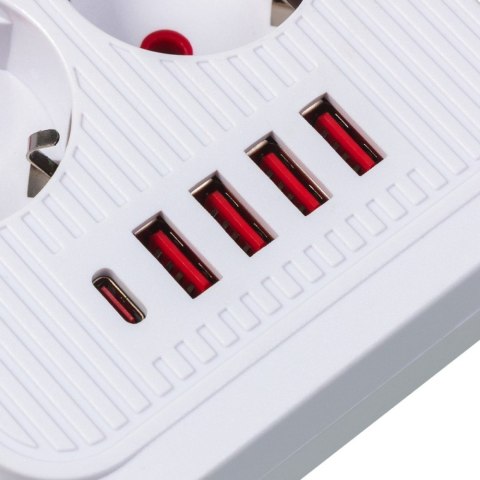 Listwa zasilająca MCE391 W 6 gniazd 4xUSB-A 1xUSB-C 110-240V AC 50/60Hz, 2.1A max 2500W, biała Maclean