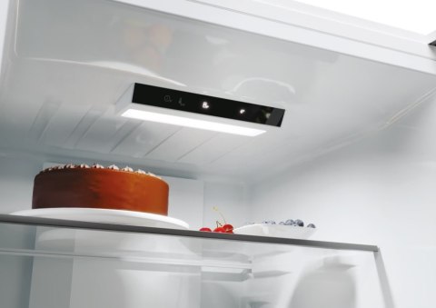 Chłodziarko-zamrażarka ECN2CQTEX186 Candy