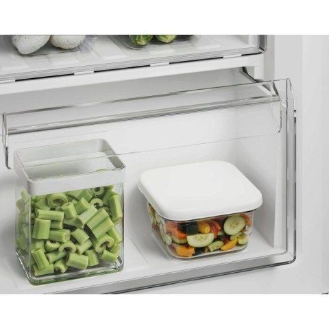 Chłodziarko-zamrażarka BI ENS3SE18S Electrolux