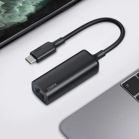 CB-A30 aluminiowa karta sieciowa USB-C Gigabit 10/100/1000 Mbps RJ45 | 1 Gb/s | USB 3.0 Typ C | diody LED AUKEY