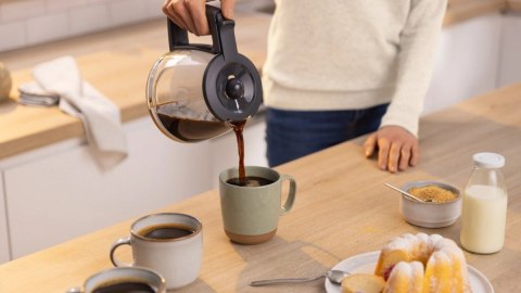 Ekspres przelewowy MyMoment TKA2M114 czerwony Bosch