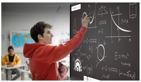 Monitor interaktywny 65 cali 5653RK 8GB RAM / 64 GB ROM, 2x 18W speaker + 2x 8W subwoofer, 8 mikrofonów, 50-finger mutitouch, ze Optoma