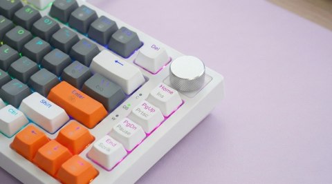 Klawiatura magnetyczna ASTRAL White OUTEMU White jade RGB 3 kolory keycapów Savio