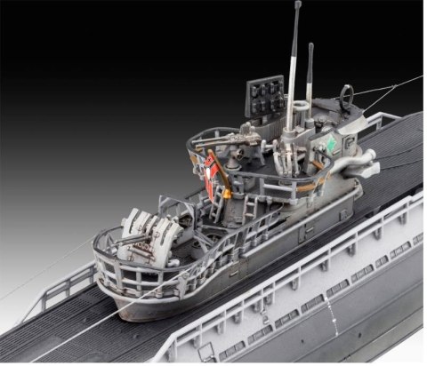 Model plastikowy German Submarine T.IX C/40 1/144 Revell