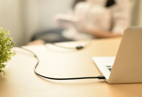 Przedłużacz do kabla przewodu USB 2m czarny UGREEN