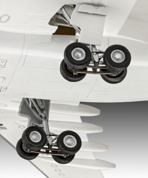 Model plastikowy Samolot Airbus A330-300 Lufthansa 1/144 Revell