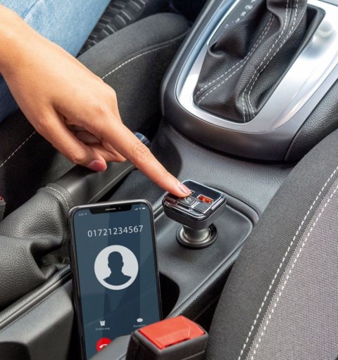 Transmter FM z bluetooth z ładowarką 18W Hama