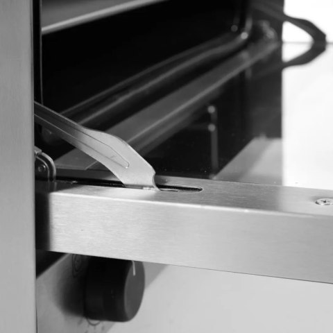 Piec konwekcyjny elektryczny H90 na 4 blachy 438x315mm Hendi 227060 Hendi