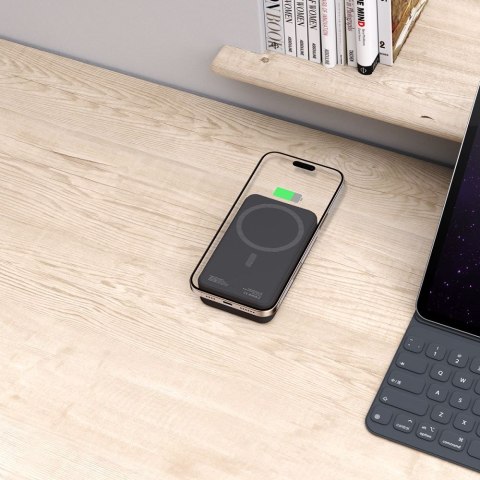 Powerbank 20000mAh z MagSafe kablem USB-C 30 cm - czarny Tech-Protect