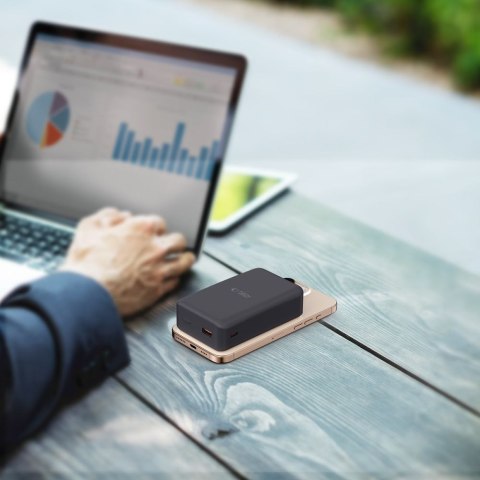 Powerbank 20000mAh z MagSafe kablem USB-C 30 cm - czarny Tech-Protect