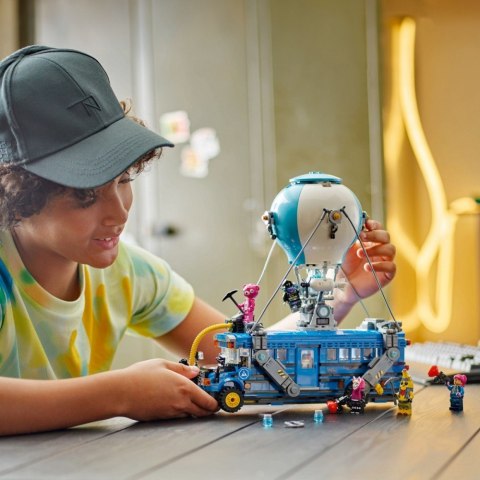 Klocki Fortnite 77073 Bus Bojowy LEGO