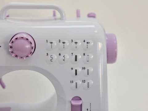 Maszyna do szycia mini Łucznik