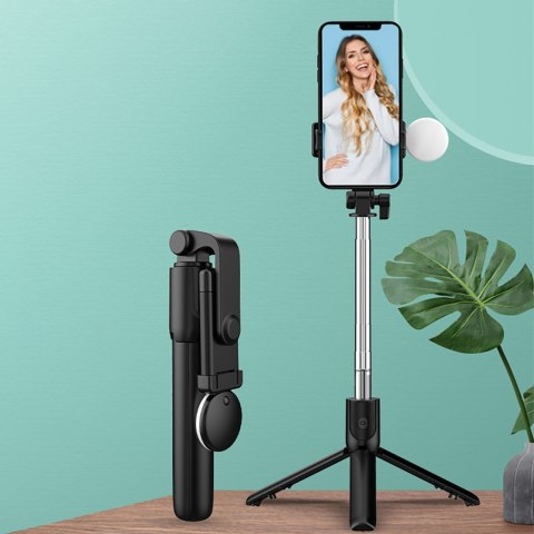Selfie stick teleskopowy z pilotem + lampka LED stojak tripod na telefon 0.71m - czarny HURTEL