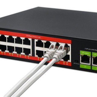 Przełącznik sieciowy SWITCH FAST Ethernet PoE | 16x RJ45 10/100 Mb/s | 2x RJ45 Uplink 1000 Mb/s | 1x SFP 1000Mb/s Qoltec