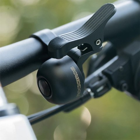 Dzwonek rowerowy na prawą stronę kierownicy - czarny ROCKBROS