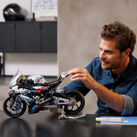 Klocki Technic 42130 BMW M 1000 RR LEGO