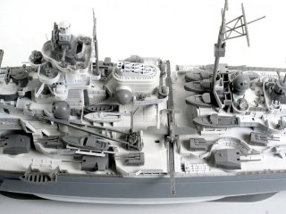 Model plastikowy statek Tirpitz 1:350 Revell
