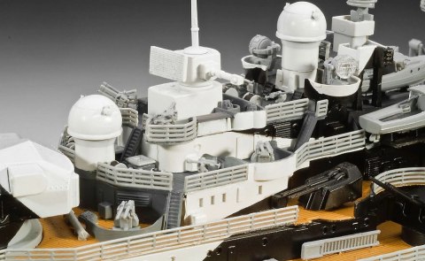 Model plastikowy statek Tirpitz 1:350 Revell