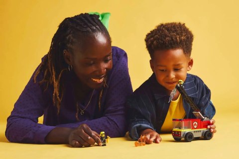 LEGO City 60463 - Wóz strażacki z drabiną