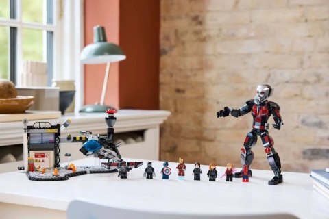 LEGO Marvel Super Heroes 76314 - Kapitan Ameryka: Wojna bohaterów - bitwa