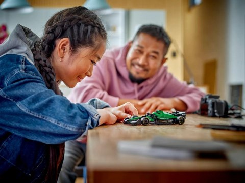 LEGO Speed Champions 77245 - Bolid F1 Aston Martin Aramco AMR24