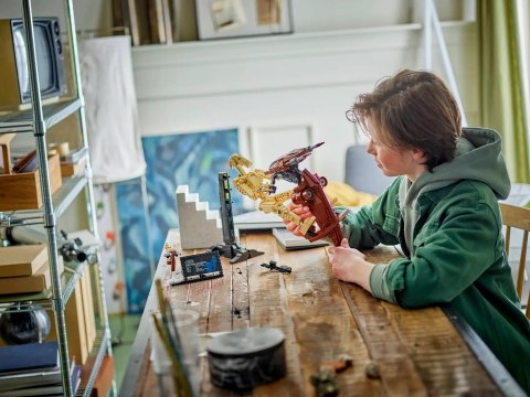 LEGO Star Wars 75428 - Droid bojowy z platformą STAP