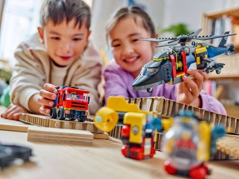 LEGO City 60462 - Zestaw z helikopterem, wozem strażackim i łodzią podwodną