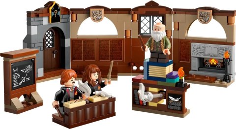 LEGO Harry Potter 76442 - Zamek Hogwart: Zajęcia z zaklęć i uroków
