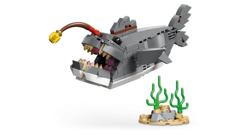 LEGO Creator 3w1 31381 - Groźny rekin i skrzynia ze skarbem