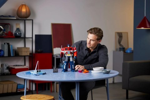 LEGO Creator Expert 10302 - Optimus Prime