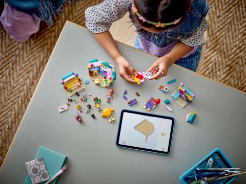 LEGO FRIENDS 42649 - Sklep z cukierkami w Heartlake