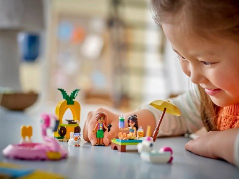 LEGO Friends 42658 Impreza na basenie z jednorożcem i flamingiem