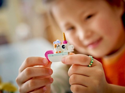 LEGO Friends 42658 Impreza na basenie z jednorożcem i flamingiem