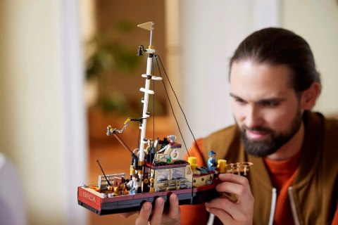 LEGO Ideas 21350 - Szczęki