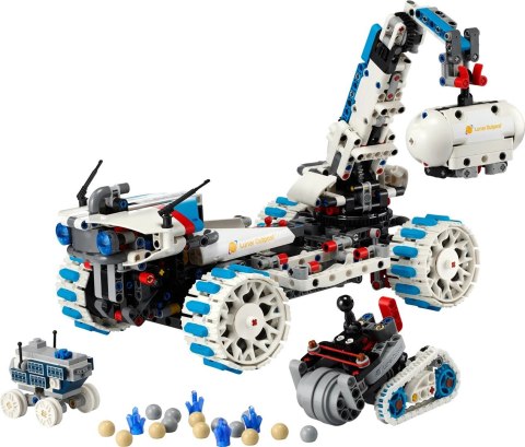 LEGO Technic 42211 - Kosmiczny łazik księżycowy Lunar Outpost