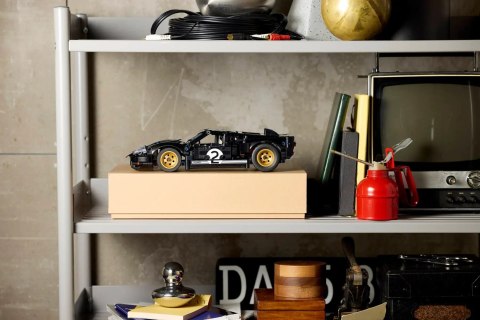 LEGO Technic 42223 - Samochód wyścigowy 1966 Ford GT40 MKII