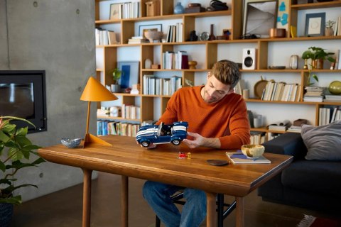 LEGO ICONS 10357 Shelby Cobra 427 S/C