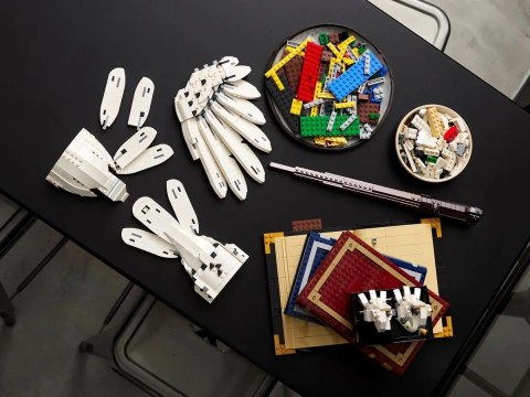 LEGO Harry Potter 76391 - Ikony Hogwartu (Edycja Kolekcjonerska)