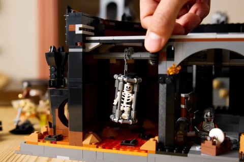 LEGO Icons 10333 - Władca pierścieni: Barad-dur