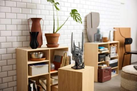 LEGO Icons 11373 - Władca pierścieni: Hełm Saurona