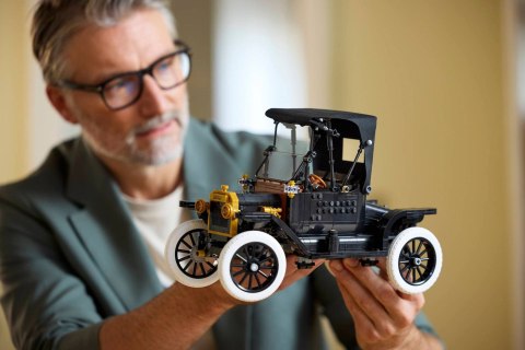 LEGO Icons 11376 - Ford Model T