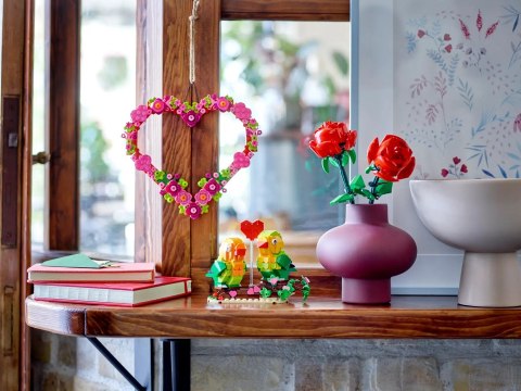 LEGO Okolicznościowe 40638 - Ozdoba w kształcie serca