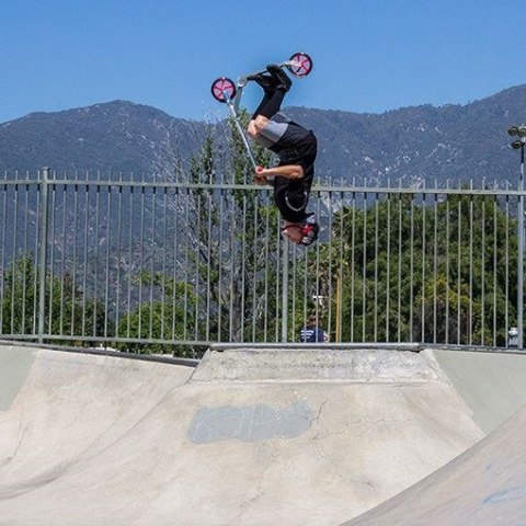 Hulajnoga Razor A5 Lux, srebrna (13073001)