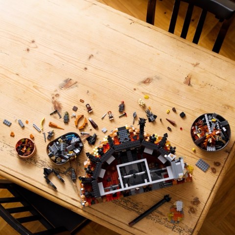 Klocki Icons 10333 Władca pierścieni: Barad-dur LEGO