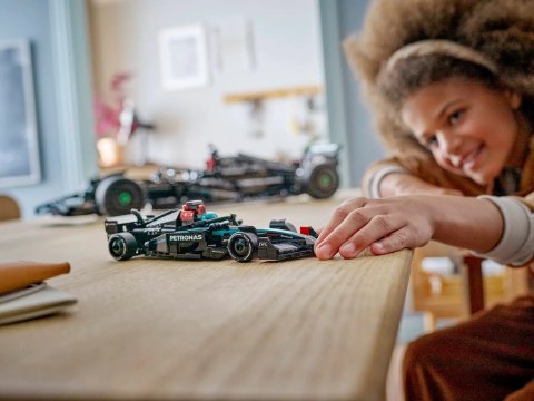 LEGO Speed Champions 77244 - Bolid F1 Mercedes-AMG W15