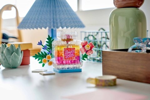 LEGO Creator 3w1 31383 - Flakon perfum z kwiatową ozdobą