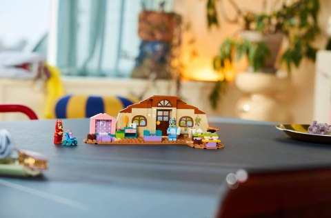 LEGO Bluey 11221 - Szkoła z Ryżykiem i Blue