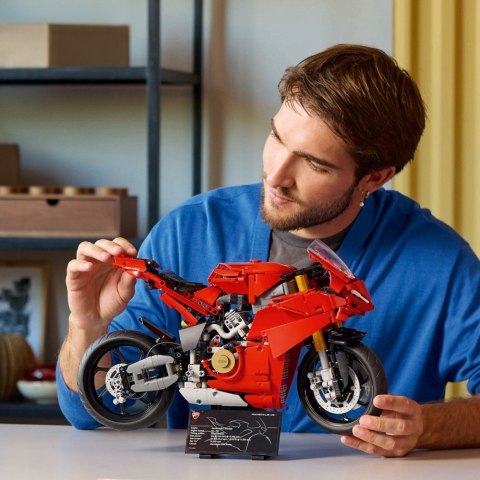 Klocki Technic 42202 Motocykl Ducati Panigale V4 S LEGO